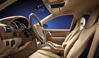 Light Olive Pack / High-gloss finish. Porsche 955 Cayenne
